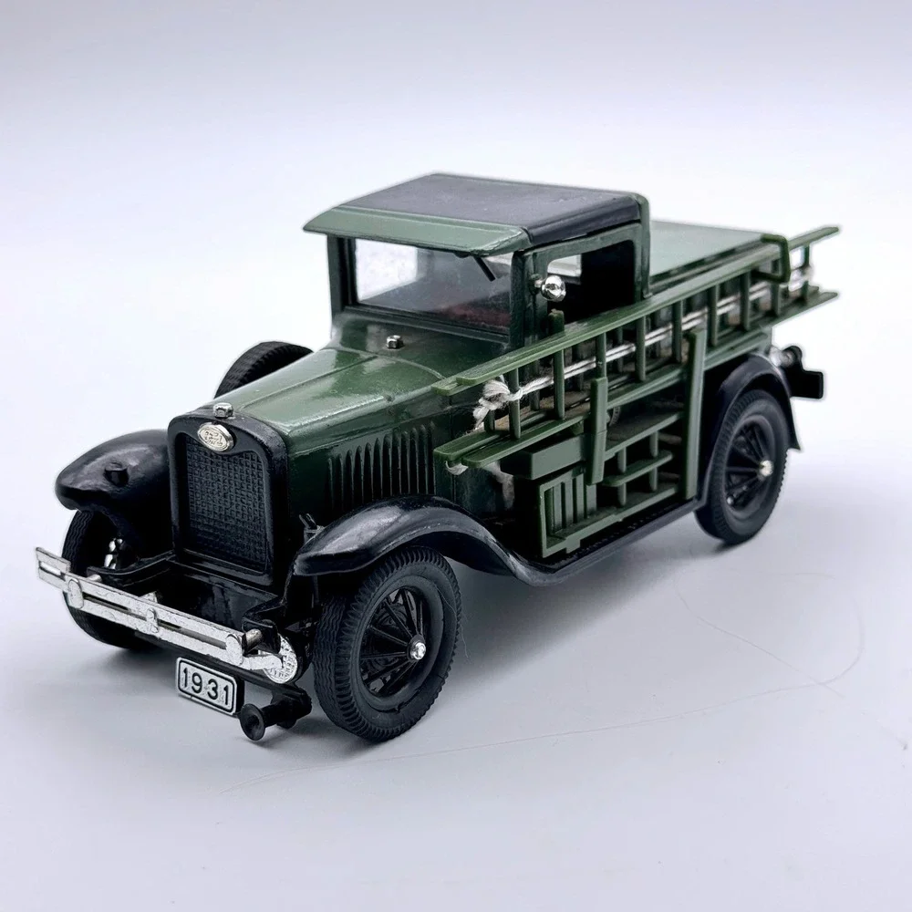 1931 Ford Model A Bell System Service Truck Green Diecast‎ Utility Vehicle VTG